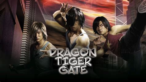 Dragon tiger gate  The official trailer for the movie "Dragon Tiger Gate aka Lung foo moon""hree young martial arts masters emerge from the back streets of Hong Kong to help th